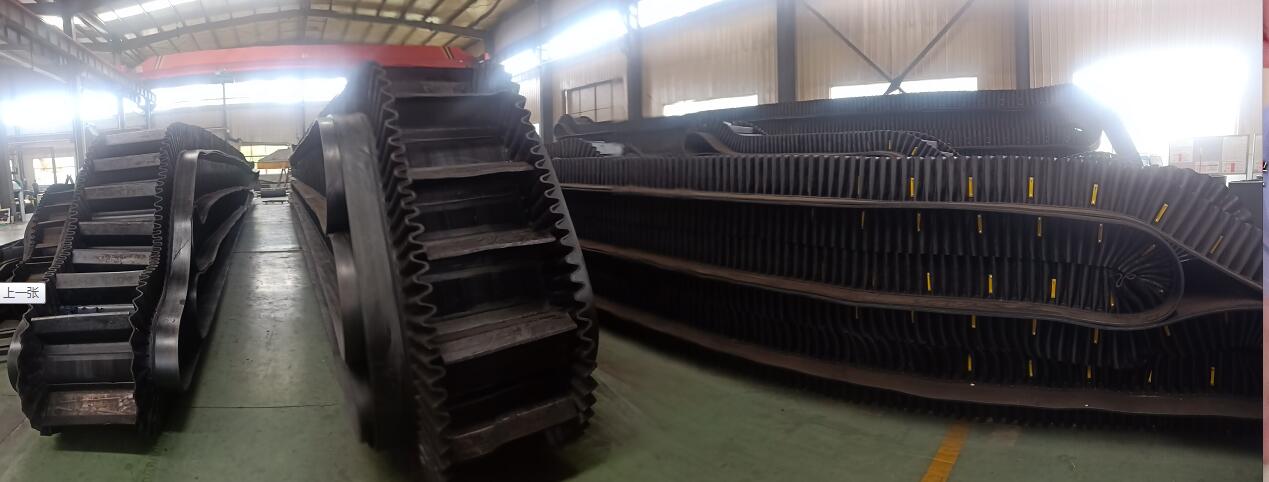 輸送帶廠家生產(chǎn)的擋邊傳送帶有什么好處？